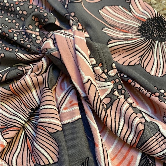 Robbie Bee Gray and Pink Floral Dress NWOT Size Large - Picture 5 of 10